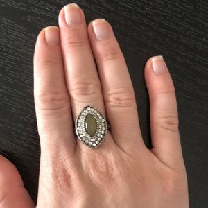 Ring with diamonds
